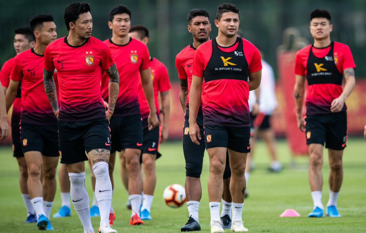 爱游戏app这也行？托特纳姆迎亚冠关键赛布莱顿窗口期手感冰凉，法兰克福清晨战术微调(纽卡斯尔联vs托特纳姆热刺)